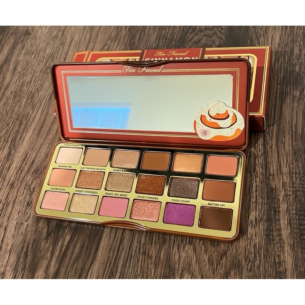 Too faced cinnamon swirl eye shadow